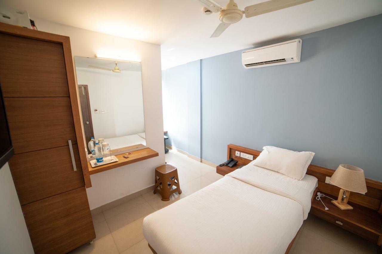 Hotel Bkm International Tellicherry Ngoại thất bức ảnh